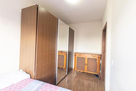 Casa à venda com 300m², 3 quartos e 3 vagas Casa à venda com 300m², 3 quartos e 3 vagasQuarto 1 Suite
