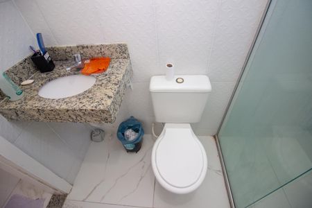 Apartamento à venda com 50m², 2 quartos e 1 vaga Apartamento à venda com 50m², 2 quartos e 1 vagaBanheiro Social