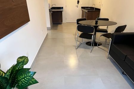 Sala de apartamento para alugar com 1 quarto, 40m² em Macuco, Santos