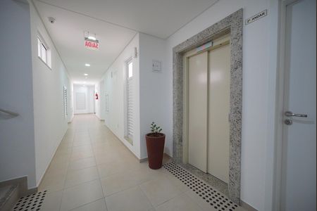 Apartamento para alugar com 45m², 1 quarto e 1 vagaElevador