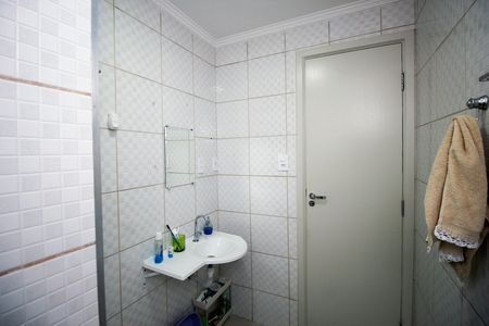 Apartamento à venda com 65m², 3 quartos e 1 vaga Apartamento à venda com 65m², 3 quartos e 1 vagaBanheiro