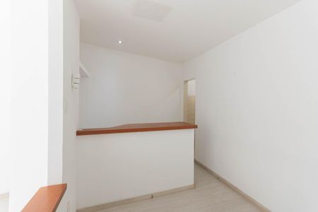 Studio para alugar com 34m², 0 quarto e sem vagaKitnet