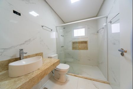 Casa de condomínio para alugar com 235m², 3 quartos e 2 vagas Casa de condomínio para alugar com 235m², 3 quartos e 2 vagasBanheiro