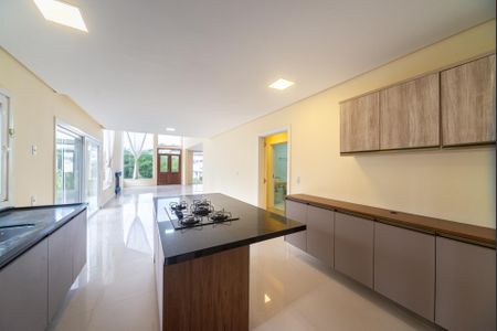 Cozinha de casa de condomínio para alugar com 3 quartos, 235m² em São Lucas, Viamão