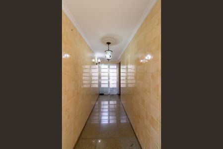 Casa para alugar com 400m², 4 quartos e 5 vagas Casa para alugar com 400m², 4 quartos e 5 vagasHall de entrada