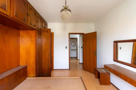 Casa para alugar com 400m², 4 quartos e 5 vagas Casa para alugar com 400m², 4 quartos e 5 vagasSuíte 2