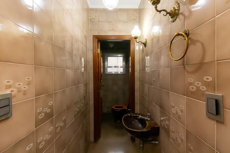 Casa para alugar com 400m², 4 quartos e 5 vagas Casa para alugar com 400m², 4 quartos e 5 vagasLavabo