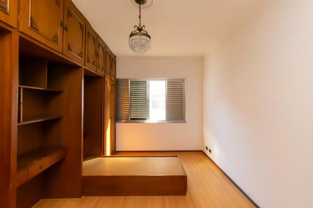 Casa para alugar com 400m², 4 quartos e 5 vagas Casa para alugar com 400m², 4 quartos e 5 vagasSuíte 1