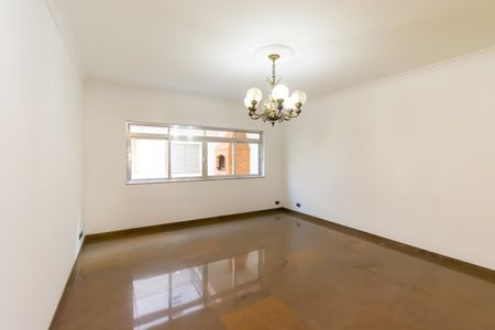 Casa para alugar com 400m², 4 quartos e 5 vagas Casa para alugar com 400m², 4 quartos e 5 vagasSala de Jantar
