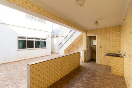 Casa para alugar com 400m², 4 quartos e 5 vagas Casa para alugar com 400m², 4 quartos e 5 vagasÁrea de serviço