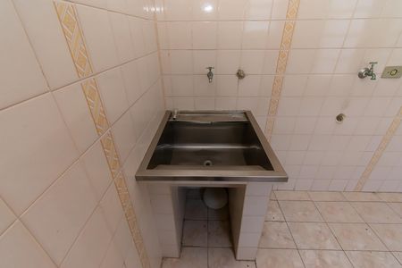 Casa para alugar com 400m², 4 quartos e 5 vagas Casa para alugar com 400m², 4 quartos e 5 vagasLavanderia
