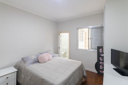 Casa à venda com 263m², 4 quartos e 2 vagas Casa à venda com 263m², 4 quartos e 2 vagasSuíte