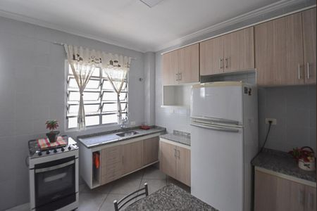 Apartamento à venda com 60m², 2 quartos e 1 vaga Apartamento à venda com 60m², 2 quartos e 1 vagaCozinha e Área de Serviço