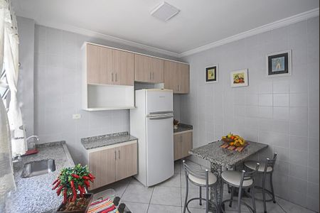 Apartamento à venda com 60m², 2 quartos e 1 vaga Apartamento à venda com 60m², 2 quartos e 1 vagaCozinha e Área de Serviço