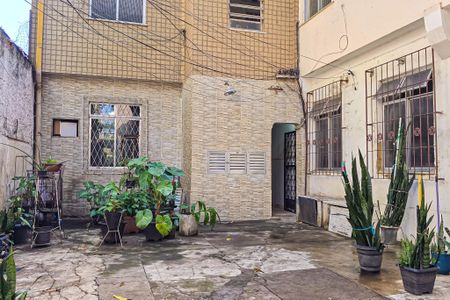 Casa para alugar com 85m², 2 quartos e sem vagaFachada casa