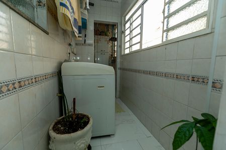 Apartamento à venda com 93m², 2 quartos e sem vaga Apartamento à venda com 93m², 2 quartos e sem vagaÁREA DE SERVIÇO