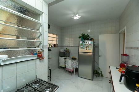 Apartamento à venda com 93m², 2 quartos e sem vaga Apartamento à venda com 93m², 2 quartos e sem vagaCOZINHA