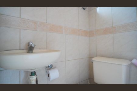 Casa à venda com 227m², 3 quartos e 3 vagas Casa à venda com 227m², 3 quartos e 3 vagasBanheiro 2