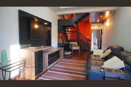 Sala  de casa à venda com 3 quartos, 227m² em Jardim Itu, Porto Alegre