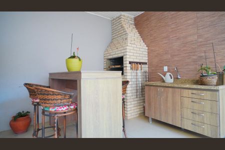 Casa à venda com 227m², 3 quartos e 3 vagas Casa à venda com 227m², 3 quartos e 3 vagasÁrea gourmet e churrasqueira