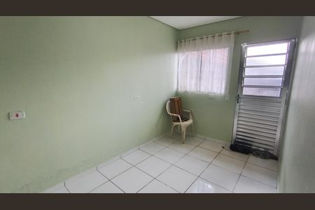Área de serviço  de kitnet/studio para alugar com 1 quarto, 40m² em Vila Urupes, Suzano
