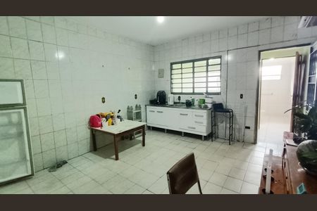 Cozinha  de kitnet/studio para alugar com 1 quarto, 40m² em Vila Urupes, Suzano