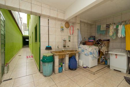 Casa à venda com 250m², 3 quartos e 2 vagasÁrea de serviço