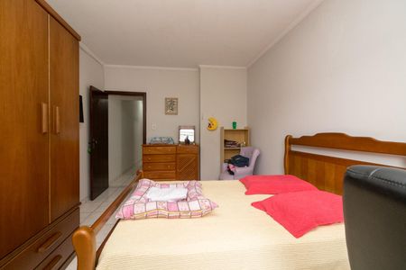 Casa à venda com 250m², 3 quartos e 2 vagasQuarto