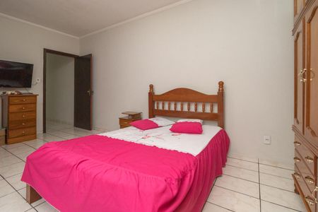 Casa à venda com 250m², 3 quartos e 2 vagasQuarto 2