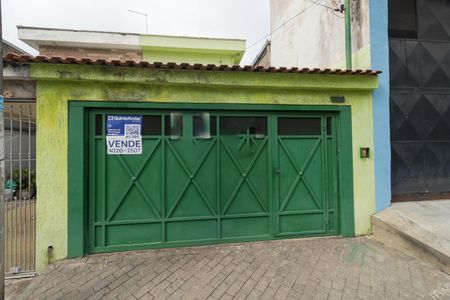 Casa à venda com 250m², 3 quartos e 2 vagasFachada