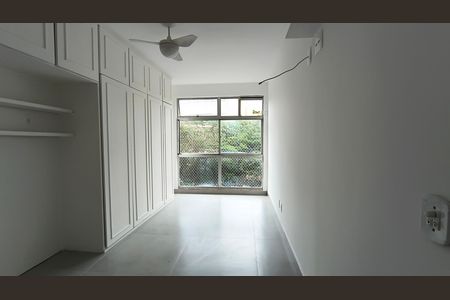 Apartamento para alugar com 88m², 2 quartos e 1 vagaSuíte 