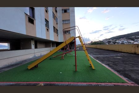 Apartamento para alugar com 59m², 2 quartos e 1 vaga Apartamento para alugar com 59m², 2 quartos e 1 vagaÁrea comum - Playground