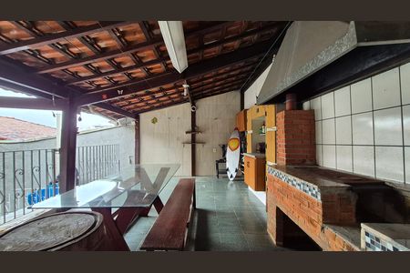 Casa à venda com 200m², 2 quartos e 2 vagas