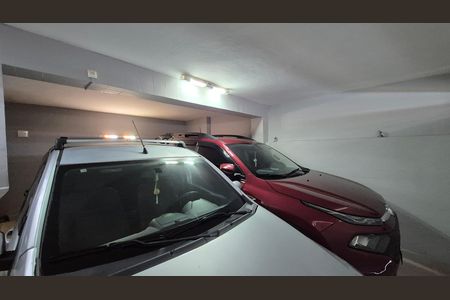 Casa à venda com 200m², 2 quartos e 2 vagas
