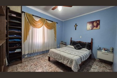 Casa à venda com 200m², 2 quartos e 2 vagas