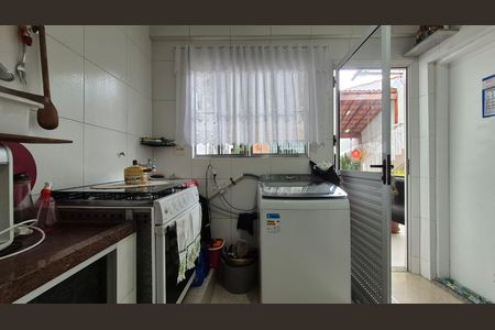 Casa à venda com 200m², 2 quartos e 2 vagas