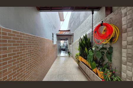 Casa à venda com 200m², 2 quartos e 2 vagas