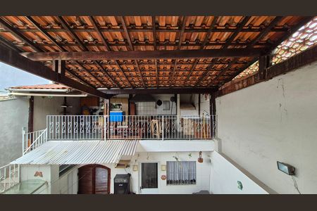 Casa à venda com 200m², 2 quartos e 2 vagas