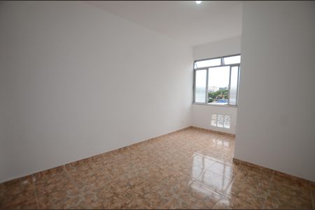 Sala de apartamento para alugar com 2 quartos, 64m² em Vila Valqueire, Rio de Janeiro
