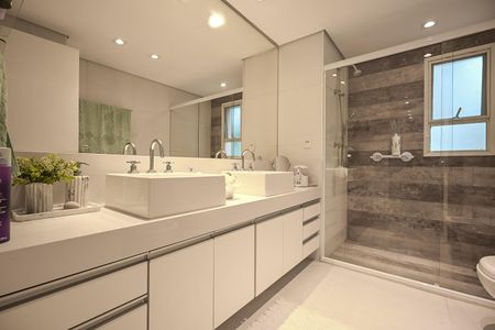 Apartamento à venda com 250m², 4 quartos e 4 vagasBanheiro Suíte  4