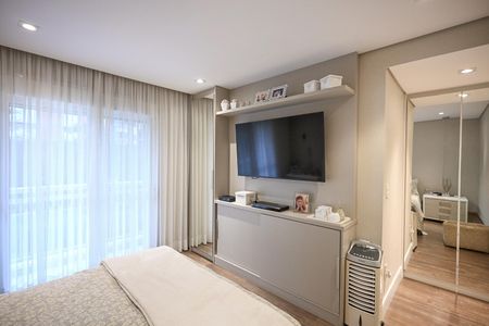 Apartamento à venda com 250m², 4 quartos e 4 vagasSuíte 4