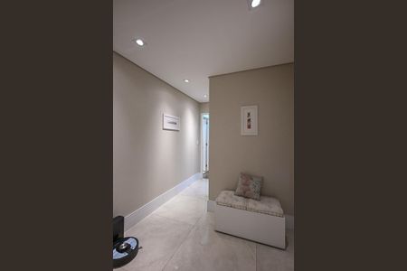 Apartamento à venda com 250m², 4 quartos e 4 vagasCorredor