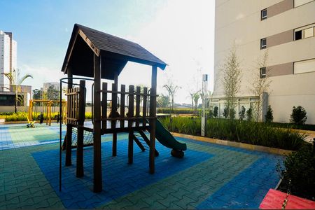Apartamento à venda com 250m², 4 quartos e 4 vagas Apartamento à venda com 250m², 4 quartos e 4 vagasPlayground