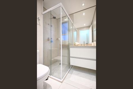 Apartamento à venda com 250m², 4 quartos e 4 vagasBanheiro da Suíte  3