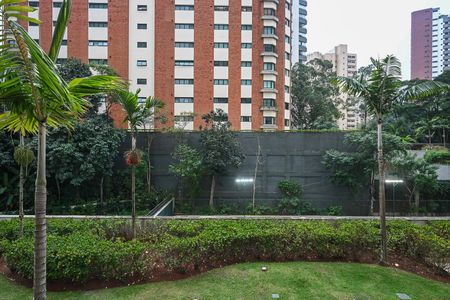 Apartamento à venda com 250m², 4 quartos e 4 vagasVista