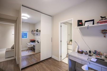 Apartamento à venda com 250m², 4 quartos e 4 vagasSuíte 2