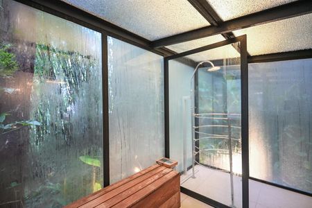 Apartamento à venda com 250m², 4 quartos e 4 vagasSauna