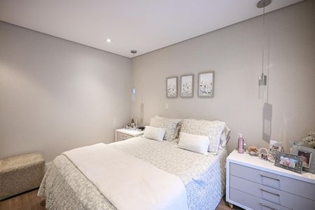 Apartamento à venda com 250m², 4 quartos e 4 vagasSuíte 4