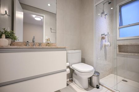 Apartamento à venda com 250m², 4 quartos e 4 vagasBanheiro Suíte 2