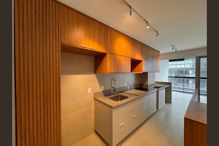 Apartamento para alugar com 85m², 2 quartos e 1 vaga Apartamento para alugar com 85m², 2 quartos e 1 vagaCozinha e Área de Serviço